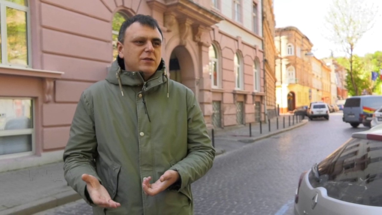 Невідомі намагались підпалити офіс свободівців