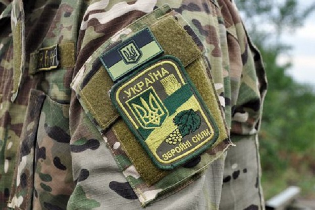 ООС: У штабі розповіли про стан пораненого захисника