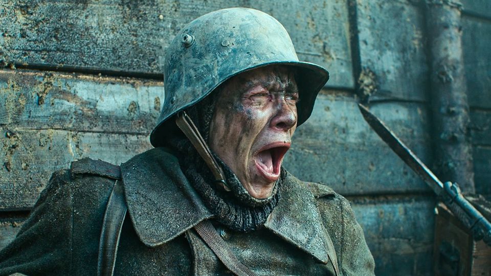 На Західному фронті без змін" / All Quiet on the Western Front